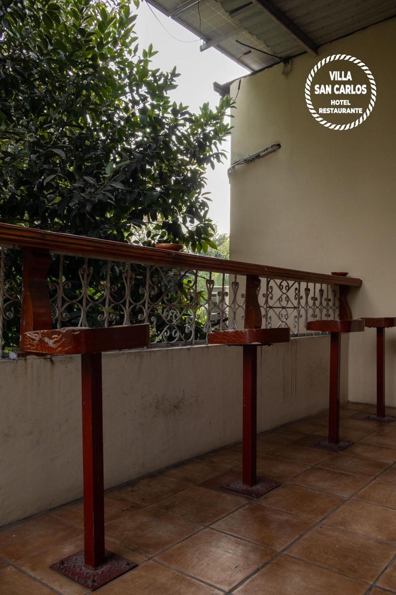 Villa San Carlos Retalhuleu Buitenkant foto